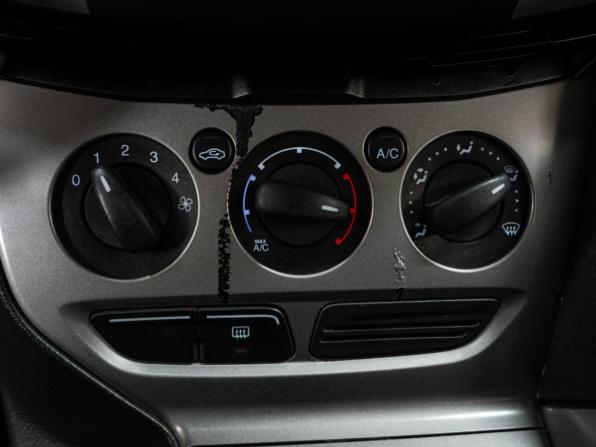 Ford Focus III с пробегом 2013 года, цена 1 060 000 рублей, 86375 км, седан, Автокод Объявления
