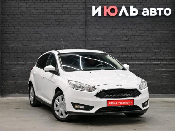 Ford Focus III Рестайлинг с пробегом 2015 года, цена 1 000 000 рублей, 171901 км, хэтчбек, Автокод Объявления