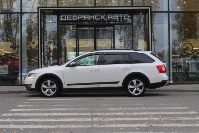 Skoda Octavia III (A7) с пробегом 2015 года, цена 1 395 000 рублей, 313138 км, универсал, Автокод Объявления