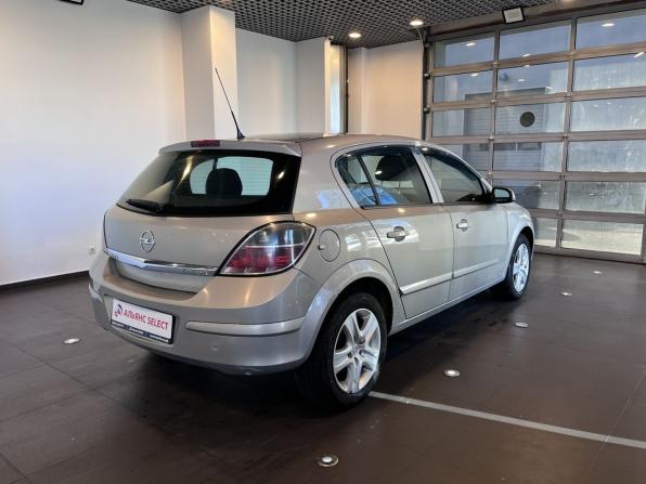 Opel Astra H Рестайлинг с пробегом 2009 года, цена 266 000 рублей, 257630 км, хэтчбек, Автокод Объявления