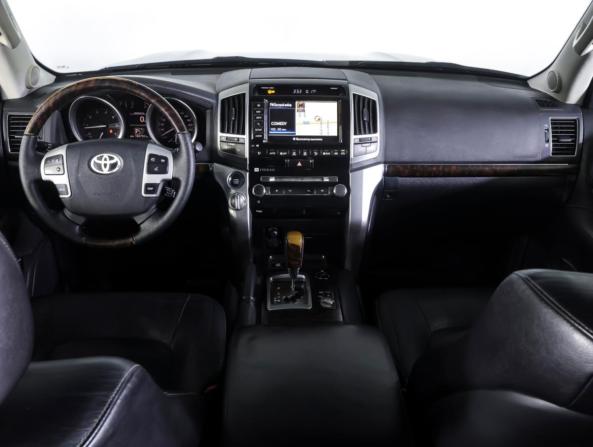 Toyota Land Cruiser 200 Series Рестайлинг 1 с пробегом 2012 года, цена 3 480 000 рублей, 182701 км, внедорожник, Автокод Объявления