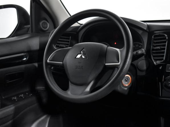 Mitsubishi Outlander III Рестайлинг 3 с пробегом 2019 года, цена 1 875 000 рублей, 91000 км, внедорожник, Автокод Объявления