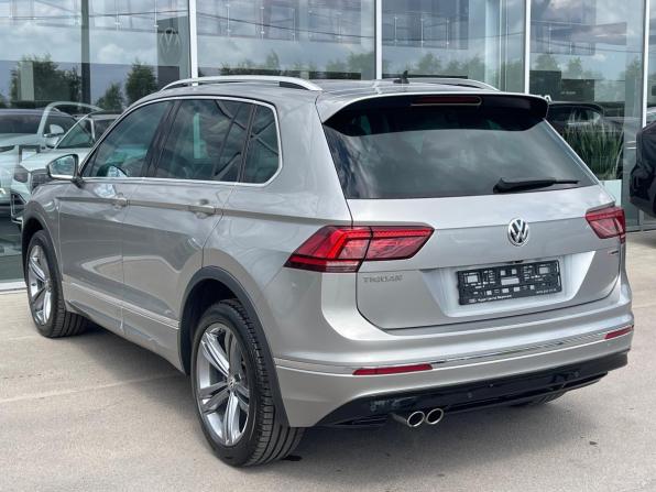 Volkswagen Tiguan II с пробегом 2019 года, цена 3 599 000 рублей, 62118 км, внедорожник, Автокод Объявления