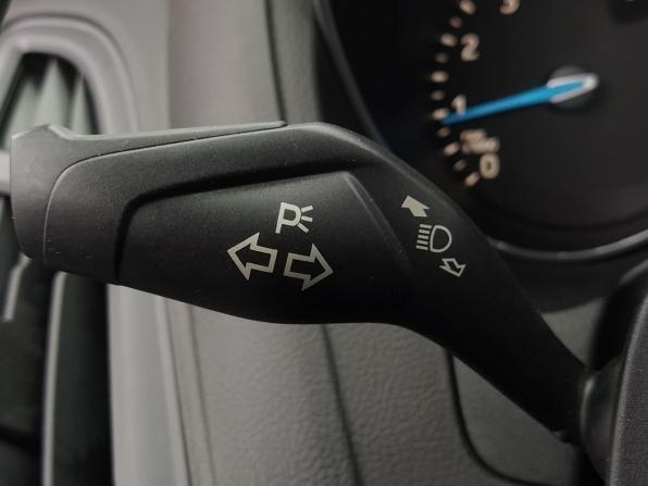 Ford Focus III Рестайлинг с пробегом 2019 года, цена 1 389 000 рублей, 56500 км, седан, Автокод Объявления