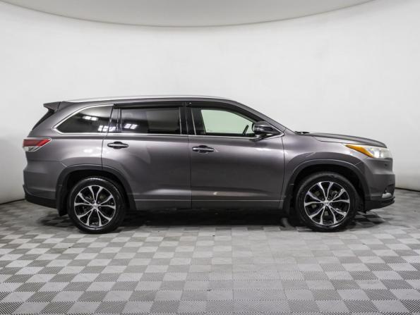 Toyota Highlander III (XU50) с пробегом 2015 года, цена 2 799 000 рублей, 151371 км, внедорожник, Автокод Объявления