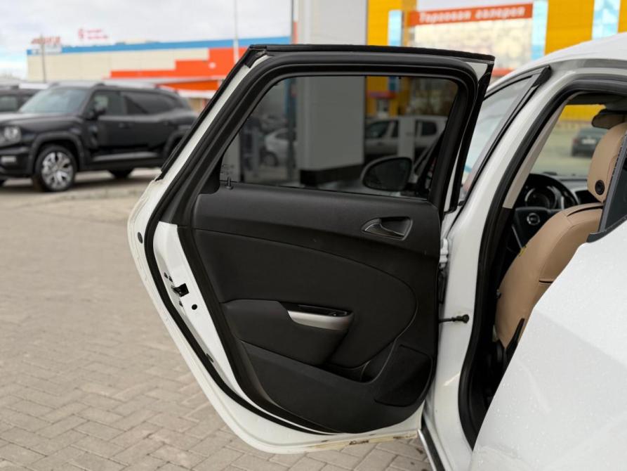 Opel Astra J Сыктывкар  - изображение 12