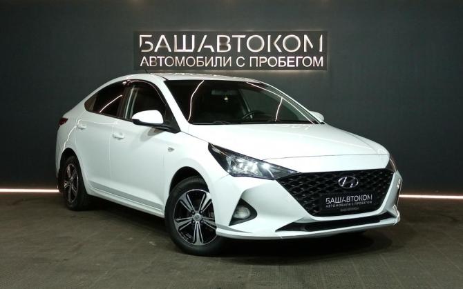 Hyundai Solaris II Рестайлинг с пробегом 2021 года, цена 1 199 000 рублей, 179754 км, седан, Автокод Объявления