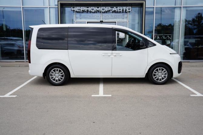 Hyundai Staria I с пробегом 2021 года, цена 4 833 000 рублей, 32000 км, минивэн, Автокод Объявления