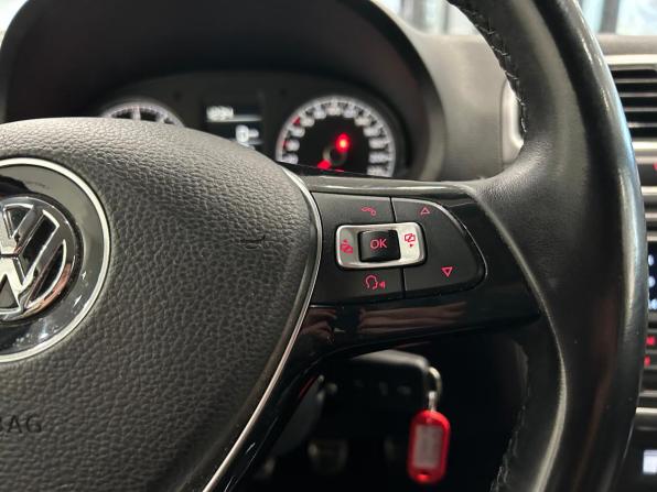 Volkswagen Polo V Рестайлинг с пробегом 2016 года, цена 809 000 рублей, 163106 км, седан, Автокод Объявления