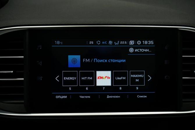 Peugeot 308 II Рестайлинг с пробегом 2018 года, цена 1 690 000 рублей, 149447 км, универсал, Автокод Объявления