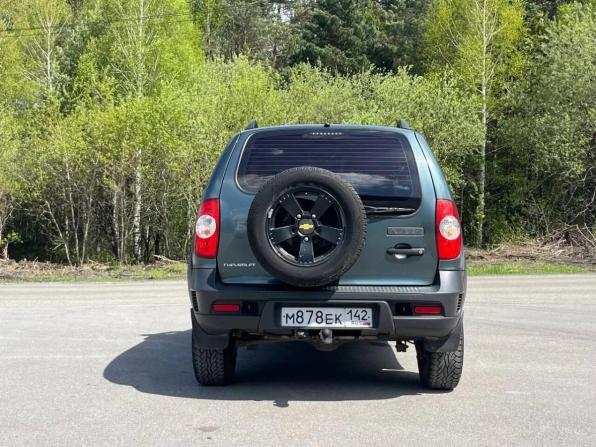 Chevrolet Niva I Рестайлинг с пробегом 2015 года, цена 670 000 рублей, 120000 км, внедорожник, Автокод Объявления