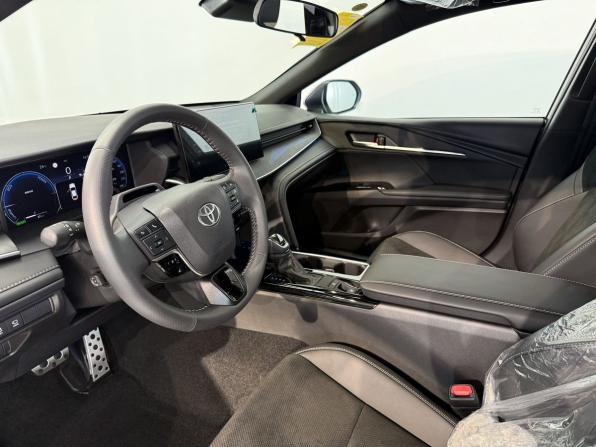Toyota Camry IX (XV80) с пробегом 2026 года, цена 4 550 000 рублей, 27 км, седан, Автокод Объявления