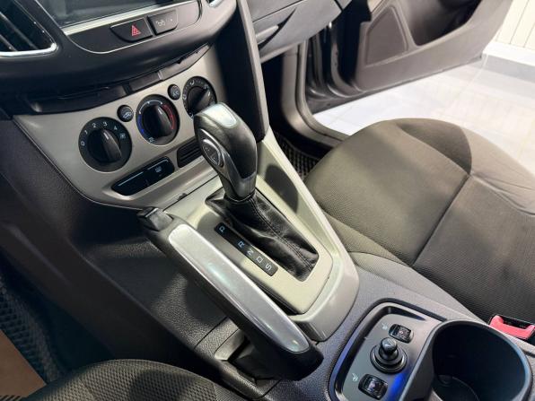Ford Focus III с пробегом 2012 года, цена 550 000 рублей, 256498 км, седан, Автокод Объявления