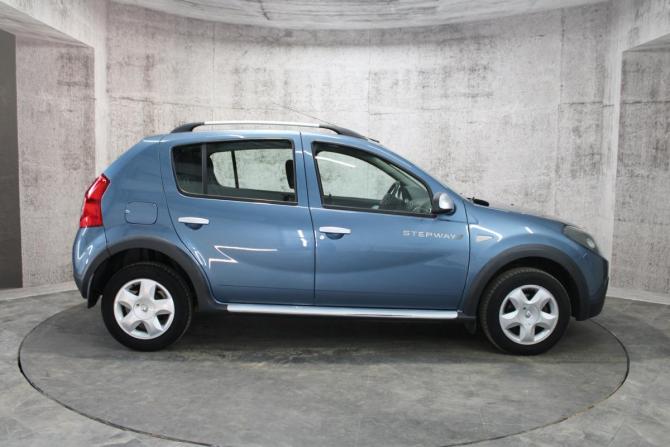 Renault Sandero I с пробегом 2013 года, цена 734 000 рублей, 124155 км, хэтчбек, Автокод Объявления