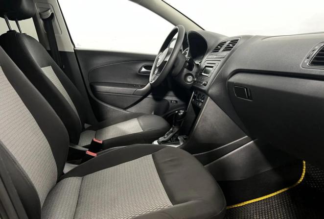 Volkswagen Polo V Рестайлинг с пробегом 2015 года, цена 745 000 рублей, 165730 км, седан, Автокод Объявления