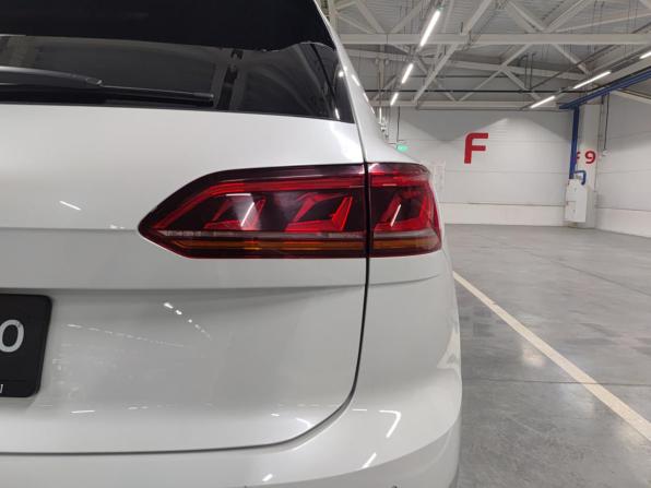 Volkswagen Touareg III с пробегом 2020 года, цена 5 480 000 рублей, 107027 км, внедорожник, Автокод Объявления