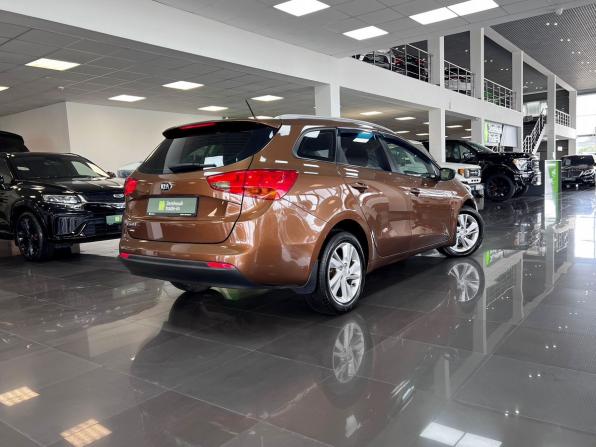 Kia Ceed II Рестайлинг с пробегом 2016 года, цена 1 195 000 рублей, 175380 км, универсал, Автокод Объявления