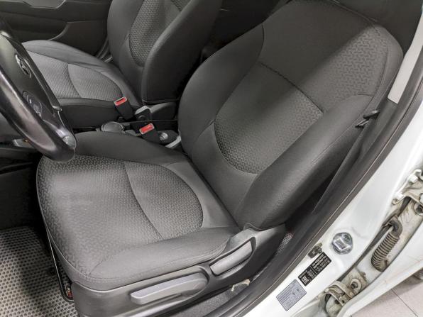 Kia Rio III Рестайлинг с пробегом 2016 года, цена 1 050 000 рублей, 122670 км, седан, Автокод Объявления