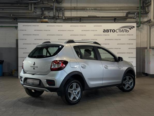 Renault Sandero II Рестайлинг с пробегом 2020 года, цена 1 229 000 рублей, 66950 км, хэтчбек, Автокод Объявления