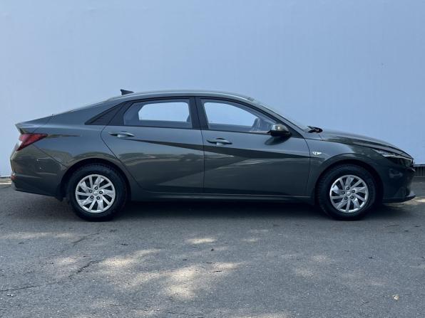 Hyundai Elantra VII (CN7) с пробегом 2022 года, цена 2 220 000 рублей, 43608 км, седан, Автокод Объявления