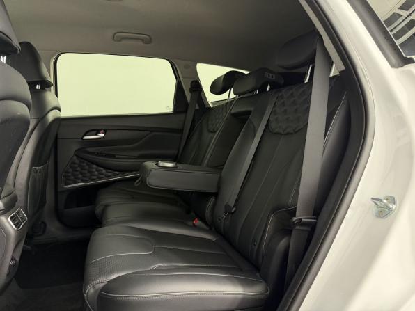 Hyundai Santa Fe IV Рестайлинг с пробегом 2022 года, цена 3 450 000 рублей, 80000 км, внедорожник, Автокод Объявления