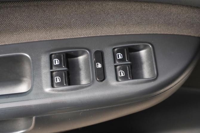 Skoda Octavia II (A5) Рестайлинг с пробегом 2013 года, цена 899 000 рублей, 2099000 км, лифтбек, Автокод Объявления