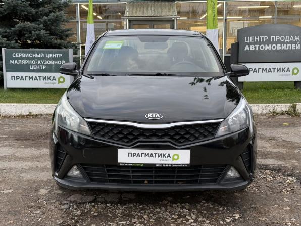Kia Rio IV Рестайлинг с пробегом 2021 года, цена 1 380 000 рублей, 53049 км, седан, Автокод Объявления