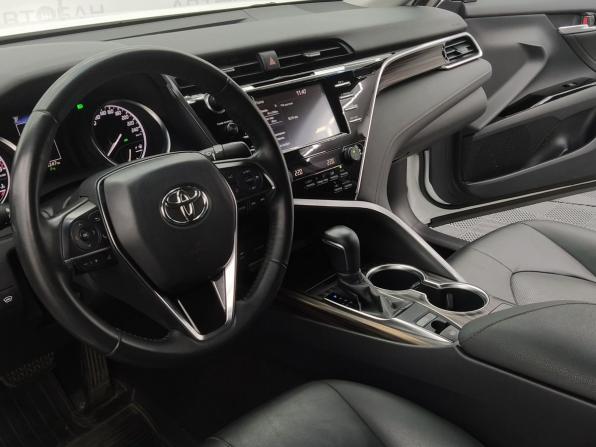 Toyota Camry VIII (XV70) с пробегом 2018 года, цена 2 950 000 рублей, 90500 км, седан, Автокод Объявления