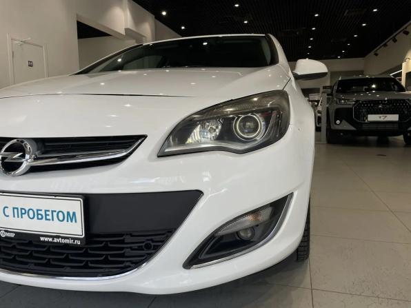 Opel Astra J Рестайлинг с пробегом 2013 года, цена 650 000 рублей, 260123 км, хэтчбек, Автокод Объявления