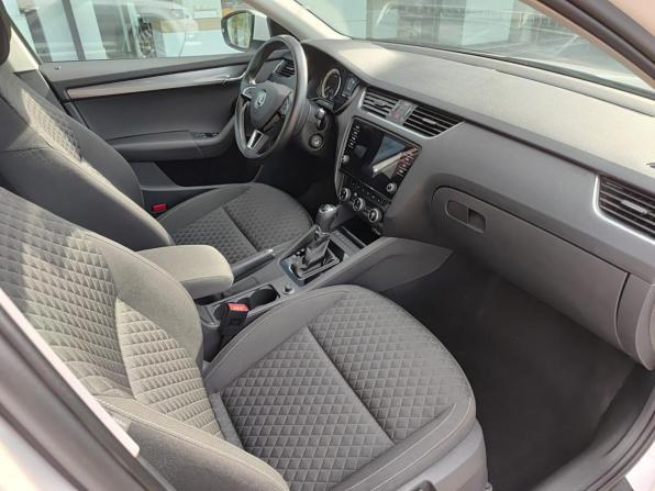 Skoda Octavia III (A7) Рестайлинг с пробегом 2018 года, цена 1 818 000 рублей, 105199 км, лифтбек, Автокод Объявления