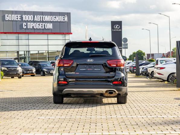Kia Sorento III Prime Рестайлинг с пробегом 2018 года, цена 2 315 000 рублей, 144000 км, внедорожник, Автокод Объявления