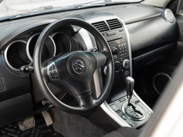 Suzuki Grand Vitara II Рестайлинг с пробегом 2010 года, цена 840 000 рублей, 156436 км, внедорожник, Автокод Объявления