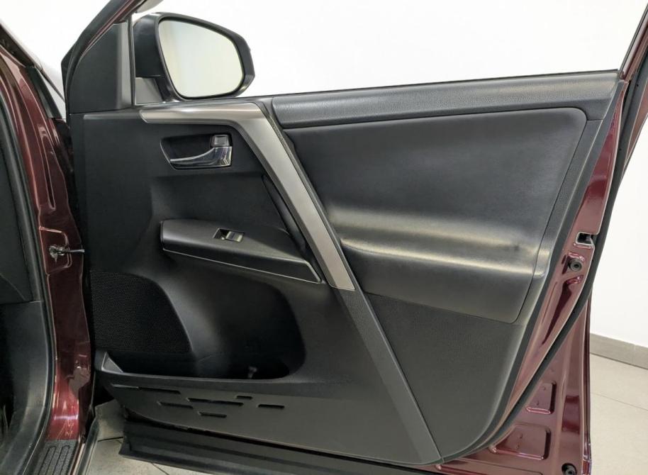 Toyota RAV4 IV (XA40) Рестайлинг Санкт-Петербург  - изображение 24