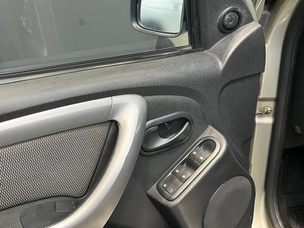 Renault Duster I с пробегом 2012 года, цена 990 000 рублей, 80110 км, внедорожник, Автокод Объявления