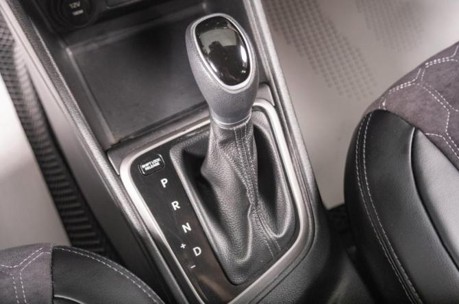 Hyundai Solaris II с пробегом 2018 года, цена 1 349 000 рублей, 101500 км, седан, Автокод Объявления