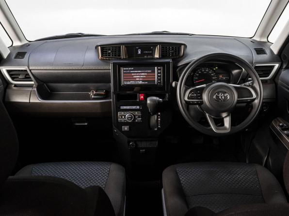 Toyota Roomy I Рестайлинг с пробегом 2021 года, цена 1 265 000 рублей, 69650 км, микровэн, Автокод Объявления