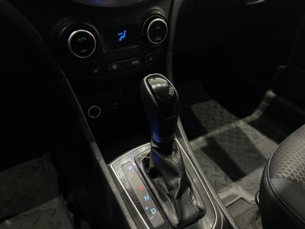 Hyundai Solaris I Рестайлинг с пробегом 2016 года, цена 1 019 000 рублей, 173577 км, хэтчбек, Автокод Объявления