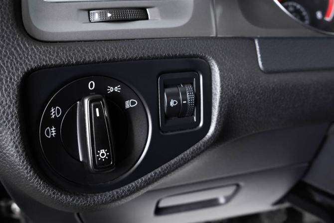 Volkswagen Golf VII с пробегом 2013 года, цена 959 000 рублей, 135000 км, хэтчбек, Автокод Объявления