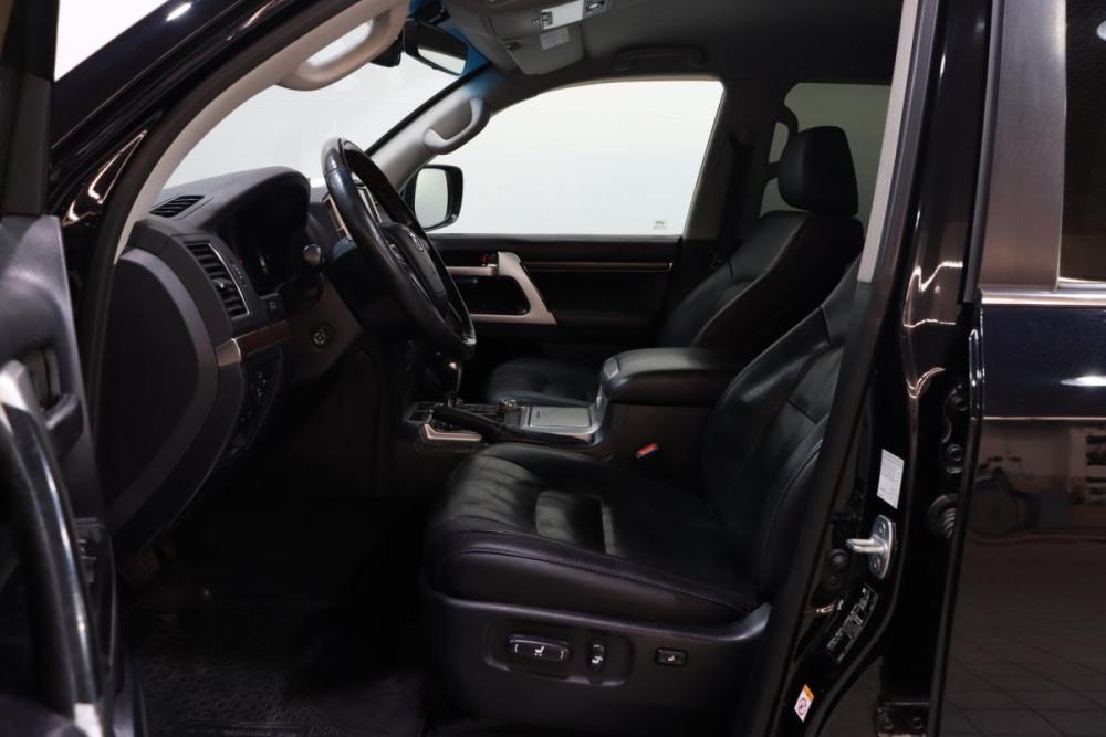 Toyota Land Cruiser 200 Series Рестайлинг 2 Сургут  - изображение 34