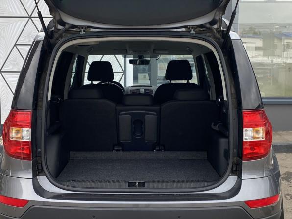 Skoda Yeti I Рестайлинг с пробегом 2017 года, цена 1 719 000 рублей, 59602 км, внедорожник, Автокод Объявления