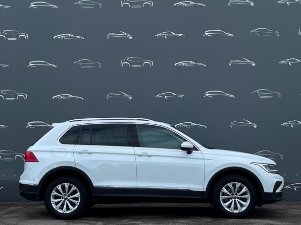 Volkswagen Tiguan II Рестайлинг с пробегом 2021 года, цена 3 058 200 рублей, 81708 км, внедорожник, Автокод Объявления
