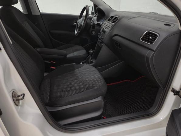 Volkswagen Polo V с пробегом 2014 года, цена 830 000 рублей, 127664 км, седан, Автокод Объявления