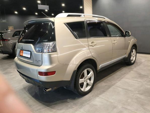 Mitsubishi Outlander II с пробегом 2008 года, цена 1 009 000 рублей, 210000 км, внедорожник, Автокод Объявления
