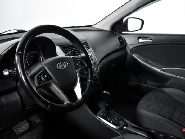 Hyundai Solaris I Рестайлинг с пробегом 2016 года, цена 785 000 рублей, 213847 км, седан, Автокод Объявления