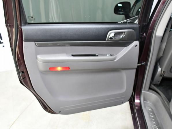 SsangYong Stavic с пробегом 2014 года, цена 1 097 000 рублей, 303946 км, минивэн, Автокод Объявления
