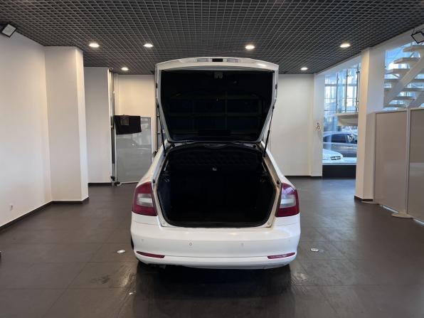 Skoda Octavia II (A5) Рестайлинг с пробегом 2011 года, цена 658 000 рублей, 233478 км, лифтбек, Автокод Объявления