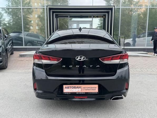 Hyundai Sonata VII (LF) Рестайлинг с пробегом 2018 года, цена 1 899 000 рублей, 115200 км, седан, Автокод Объявления