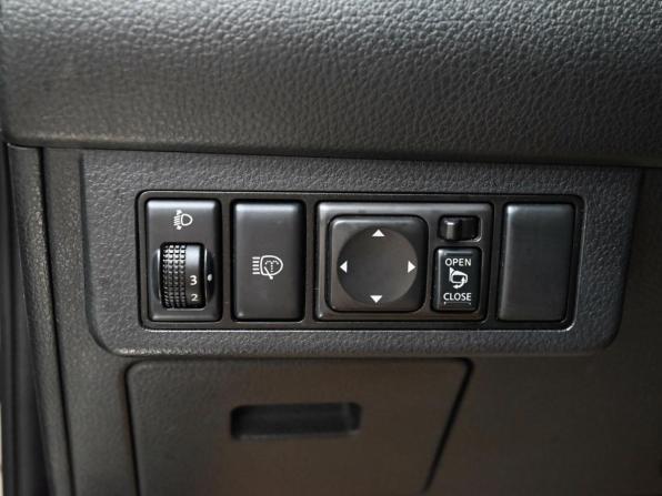 Nissan Tiida I с пробегом 2010 года, цена 760 000 рублей, 175790 км, хэтчбек, Автокод Объявления