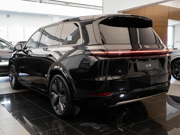Новый Li Auto (Lixiang) L9 I Рестайлинг 2025 года, цена 11 990 000 рублей, внедорожник, Автокод Объявления