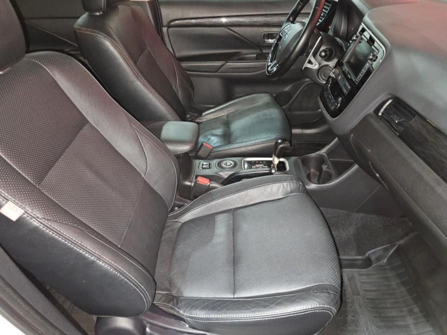 Mitsubishi Outlander III Рестайлинг 2 Вологда  - изображение 12